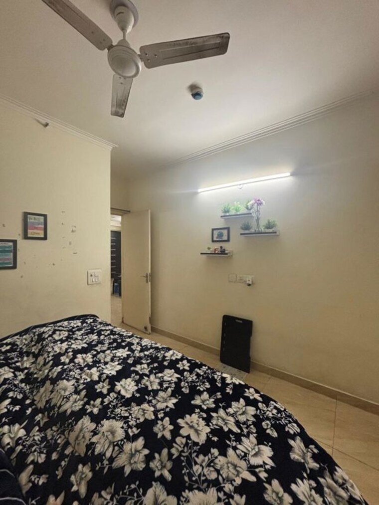 Bedroom, gaur-city-2-14th-avenue 2 Bedroom 955 Sq.Ft. Apartment In Sector 16c Greater Noida Greater Noida 10194540