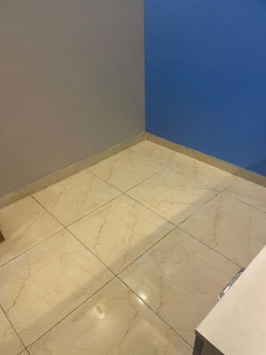 Room in 2 BHK Apartment at Geotech Pristine Avenue, Sector 16c Greater Noida – for Sale