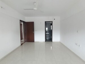 Room in 3 BHK Apartment at Park Express, Baner – for Rent