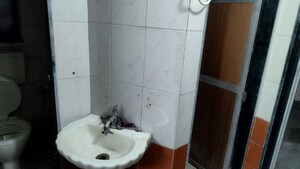 Bathroom in 1 BHK Apartment at Dombivli West – for Rent