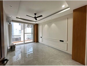 Room in 3 BHK Builder Floor at Signature Global Park 4 and 5, Sohna Sector 36 – for Rent