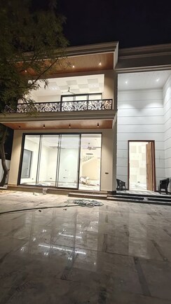 6+ BHK + Pooja Room,Servant Room,Study Room,Extra Room Villa For Sale in Vasant Kunj
