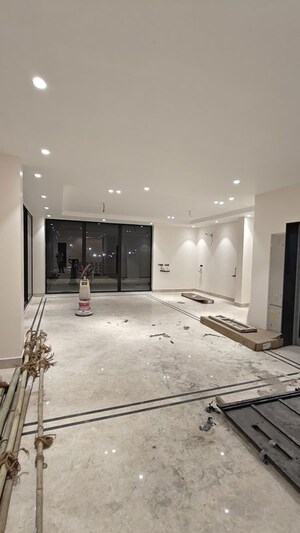 Bedroom in 6+ BHK Villa at Vasant Kunj – for Sale