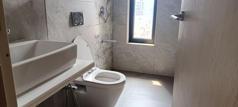 Bathroom, kalpataru-radiance 2 Bedroom 932 Sq.Ft. Apartment In Goregaon West Mumbai 10194604