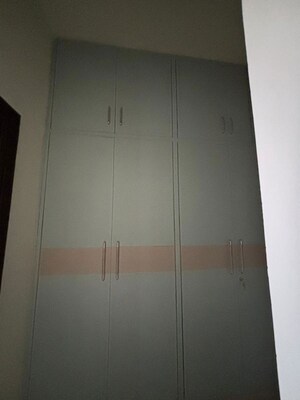 Furnished Amenities in 3.5 BHK Apartment at Omaxe Waterscapes, Gomti Nagar – for Rent