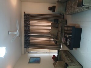 Furnished Amenities in 2 BHK Apartment at Unitech Uniworld Gardens, Sector 47 – for Rent