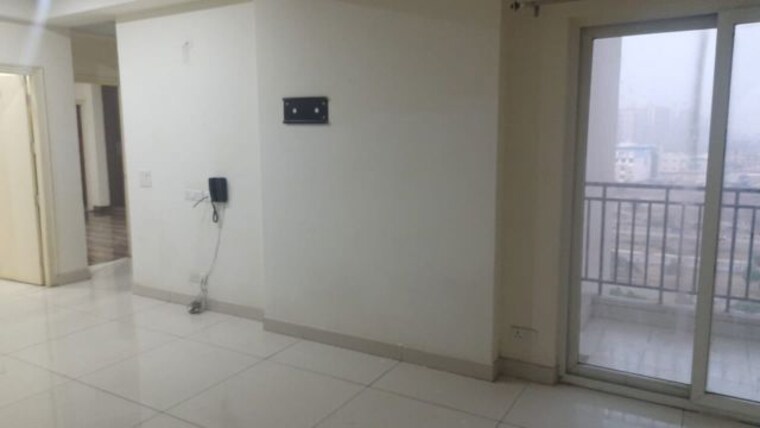 Room, gaur-city-5th-avenue 2 Bedroom 860 Sq.Ft. Apartment In Sector 4 Greater Noida Greater Noida 10194628