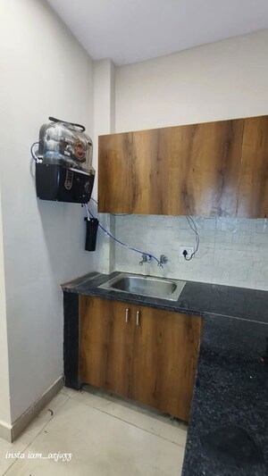 Furnished Amenities in 1 BHK Builder Floor at Lajpat Nagar ii – for Rent