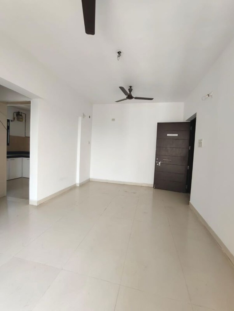 Room, lodha-splendora 1 Bedroom 450 Sq.Ft. Apartment In Ghodbunder Road Thane 10194645