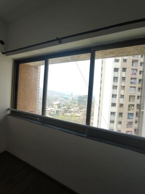 Room in 1 BHK Apartment at Lodha Splendora, Ghodbunder Road – for Rent