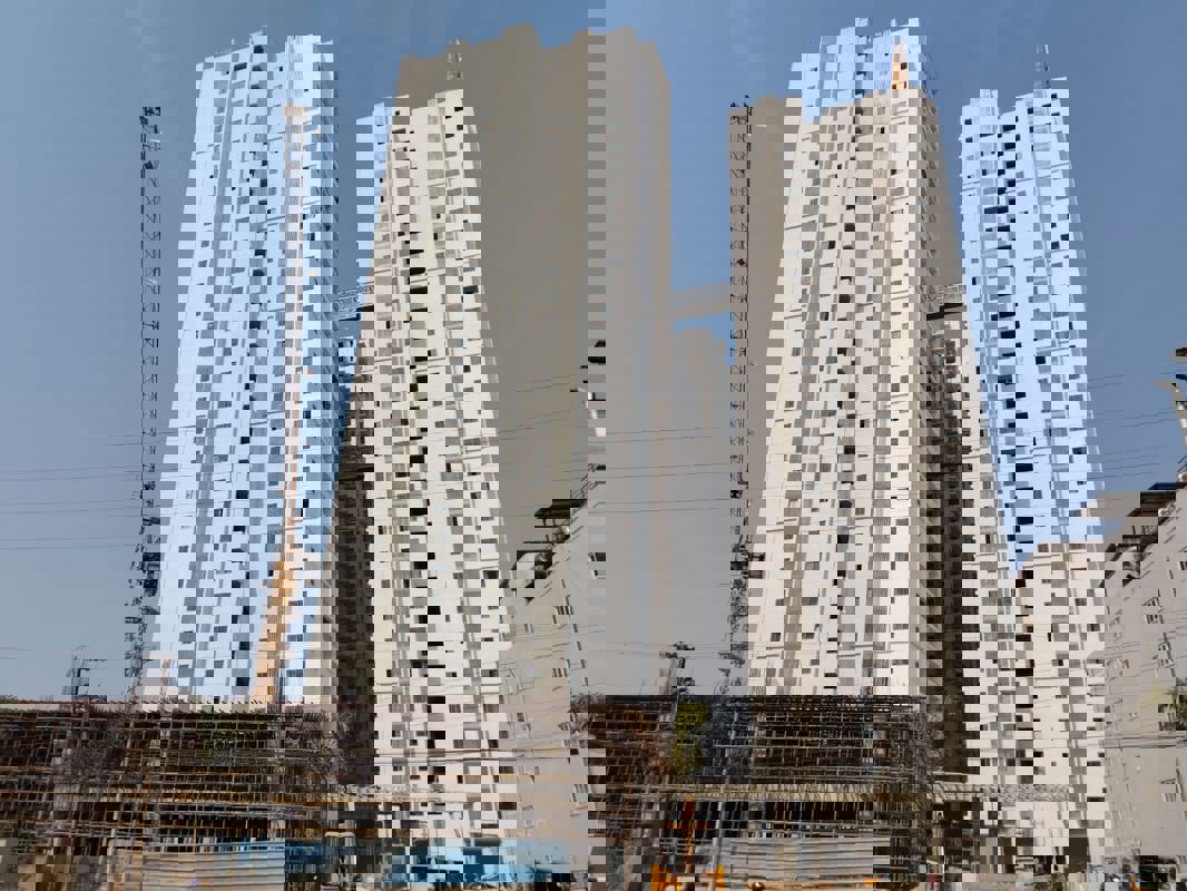 3 BHK + Pooja Room 2040 Sq.Ft. Apartment in Hallmark Treasor