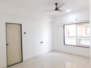 Room in 2 BHK Apartment at Dhaval Sunrise Orlem, Malad West – for Rent