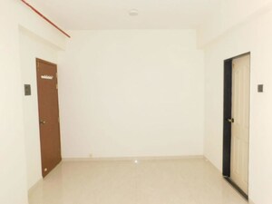 Room in 2 BHK Apartment at Dhaval Sunrise Orlem, Malad West – for Rent