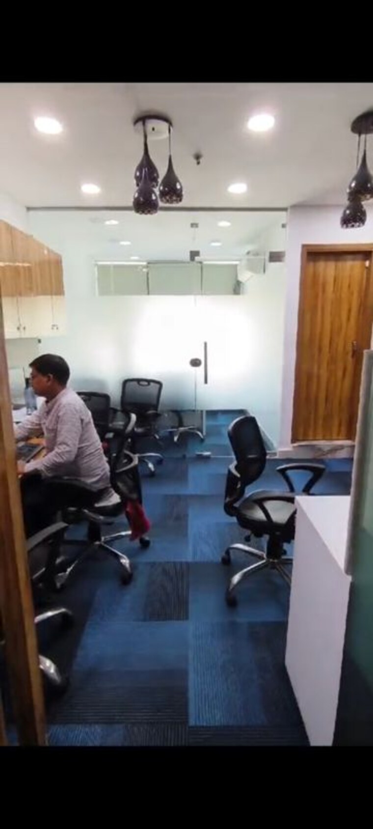 Team Area, netaji subhash place Commercial Office Space 800 Sq.Ft. In Netaji Subhash Place Delhi 10194672