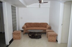 2 BHK Apartment For Rent in Shilp Tower