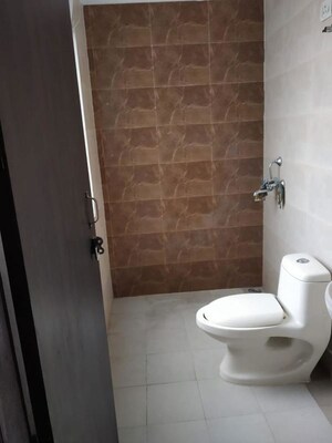 Bathroom in 2 BHK Builder Floor at Sector 46 – for Rent