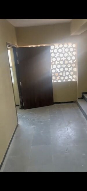  2 BHK Apartment at Nirban Bismillah Castle, Nagpada – for Sale