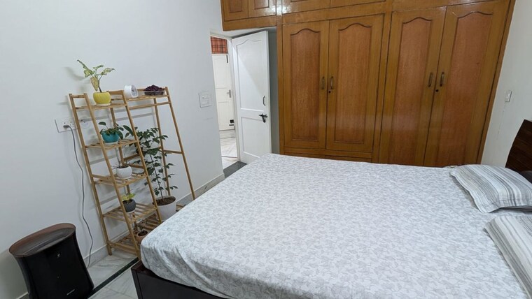Bedroom, surendra-sps-homes 2 Bedroom 1200 Sq.Ft. Builder Floor In Sector 30 Gurgaon 10194795