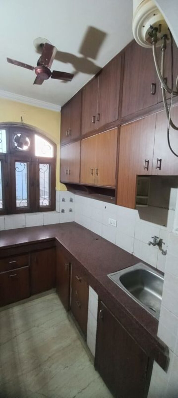 Kitchen, surendra-sps-homes 2 Bedroom 1200 Sq.Ft. Builder Floor In Sector 30 Gurgaon 10194795
