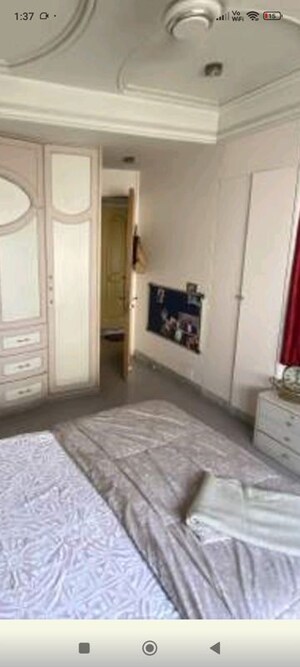 Master Bedroom in 4 BHK Apartment at Mazgaon – for Sale