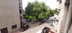 Parking in 1 BHK Apartment at Sector 16 – for Sale