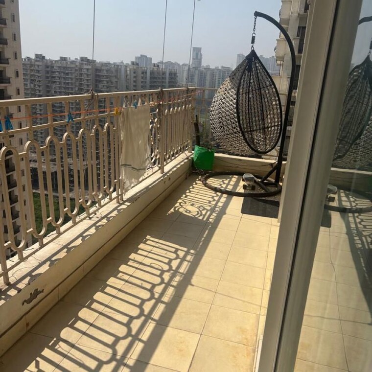 Balcony, mahagun-mirabella-highrise 3 Bedroom 1051 Sq.Ft. Apartment In Sector 79 Noida 10195004