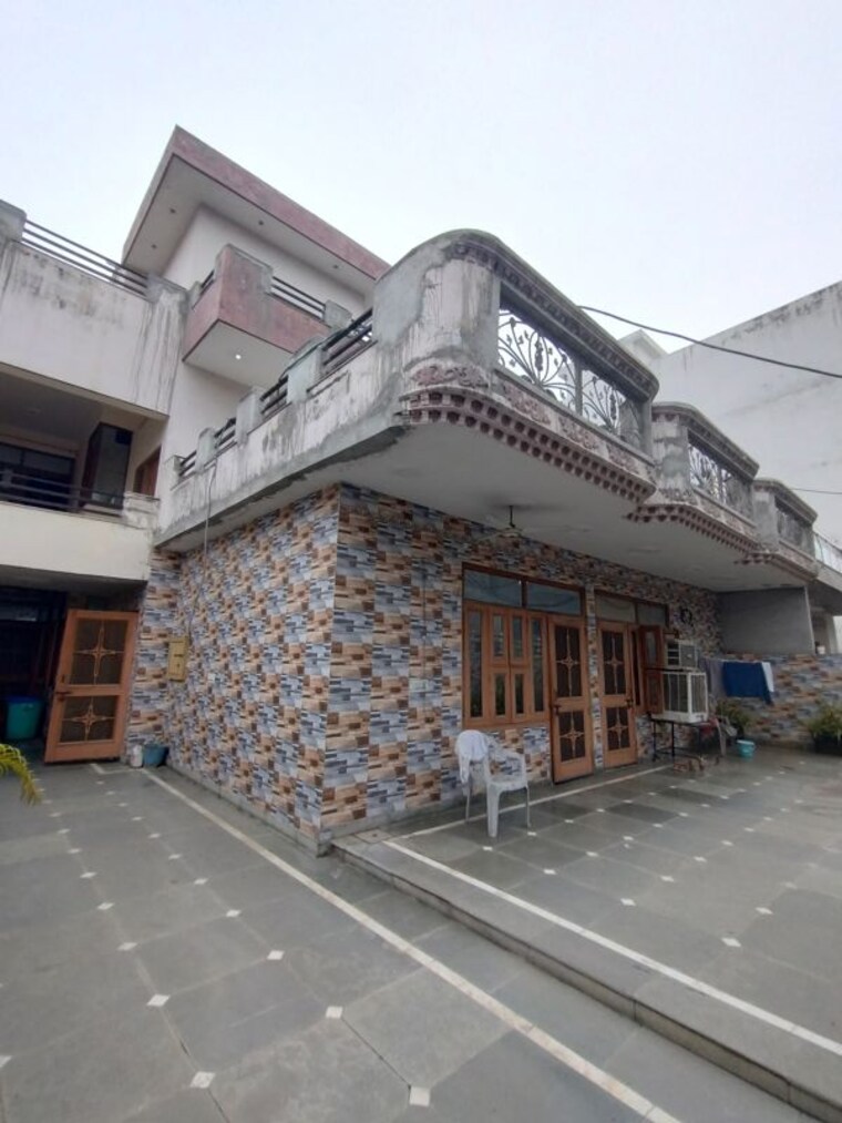 Exterior View, sector 28 4 Bedroom 350 Sq.Yd. Independent House In Sector 28 Faridabad 10195017