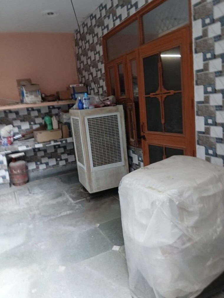 Bedroom, sector 28 4 Bedroom 350 Sq.Yd. Independent House In Sector 28 Faridabad 10195017