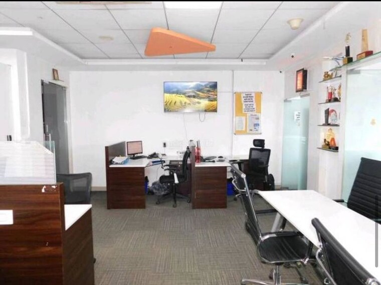 Team Area, goregaon east Commercial Office Space 1700 Sq.Ft. In Goregaon East Mumbai 10194905