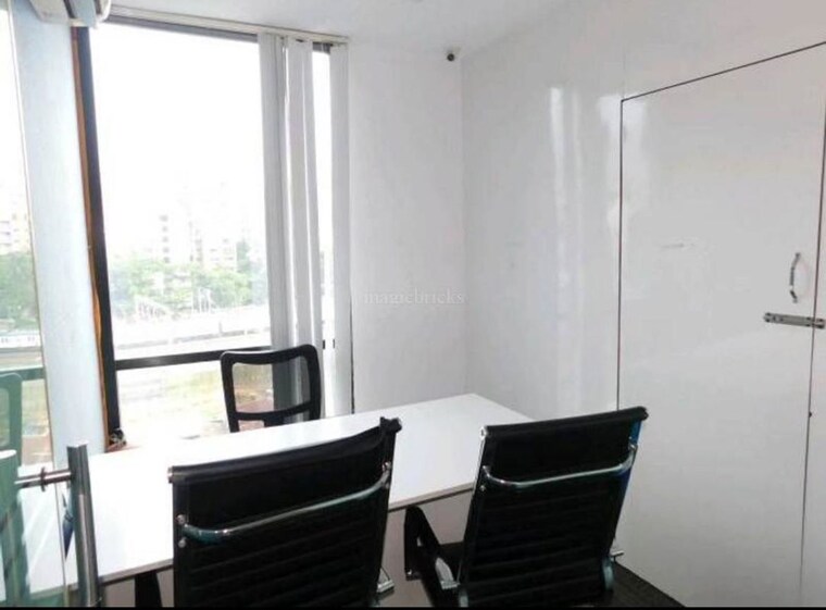 Team Area, goregaon east Commercial Office Space 1700 Sq.Ft. In Goregaon East Mumbai 10194905