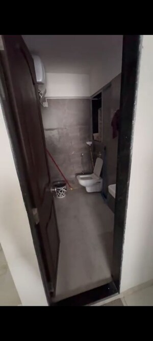 Furnished Amenities in 1 BHK Apartment at Prabhadevi – for Rent