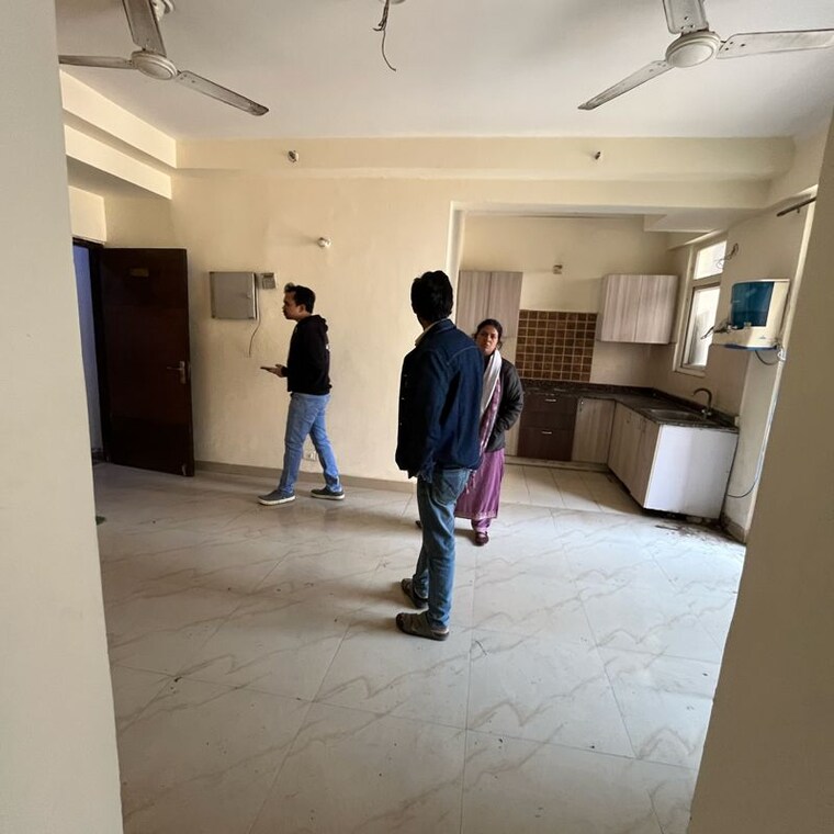 Room, amrapali-zodiac 2.5 Bedroom 1075 Sq.Ft. Apartment In Sector 120 Noida 10195035