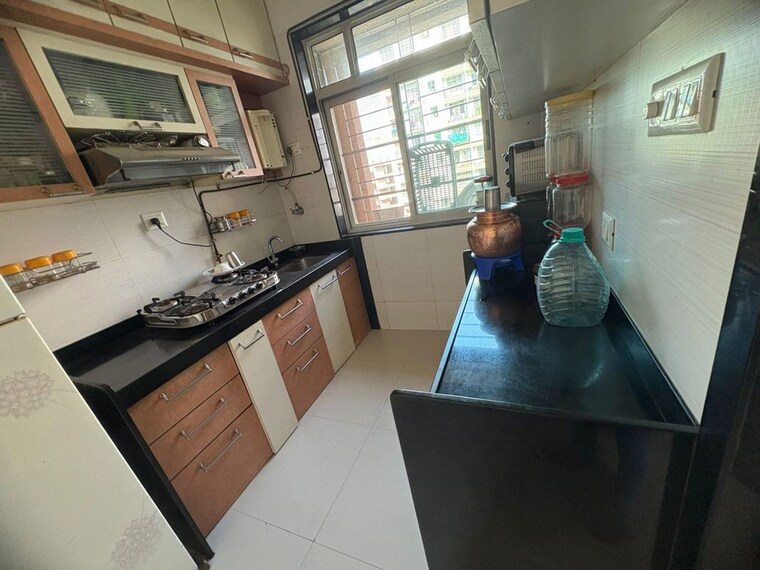 Kitchen, sheth-fiona 3 Bedroom 888 Sq.Ft. Apartment In Pokhran Road No Two Thane 10195053