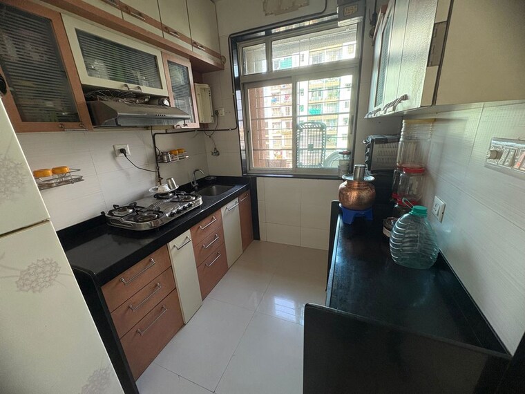 Kitchen, sheth-fiona 3 Bedroom 888 Sq.Ft. Apartment In Pokhran Road No Two Thane 10195053