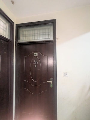 Furnished Amenities in 1 BHK Builder Floor at Bindal Enclave, Phi Iv Greater Noida – for Rent