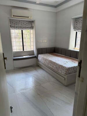 Bedroom in 3 BHK Apartment at Gangotri CHS Khar, Khar West – for Rent