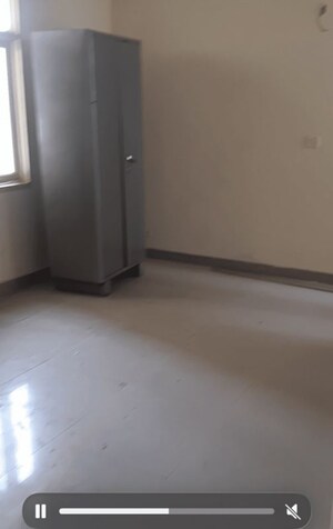 Room in 4 BHK Apartment at Celestial Palace, Pi Greater Noida – for Rent