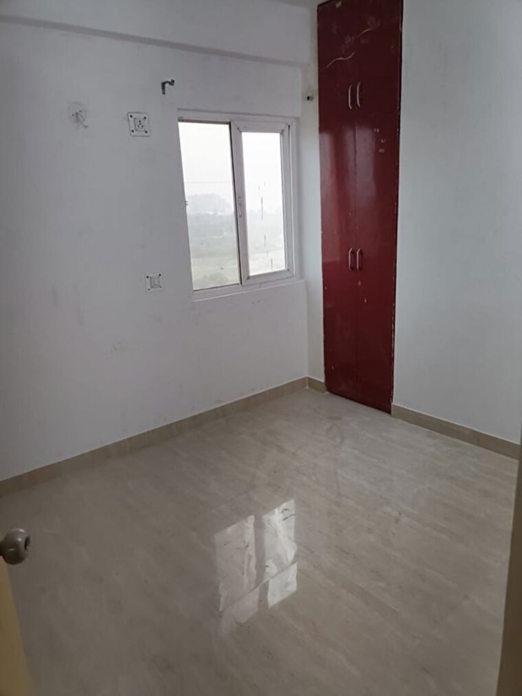 Room, agrasain-spaces-aagman-phase-2 3 Bedroom 642 Sq.Ft. Apartment In Sector 70 Faridabad 10195124