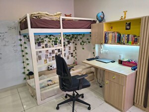 Study Room in 2 BHK Apartment at Prestige Falcon City, Konanakunte – for Sale