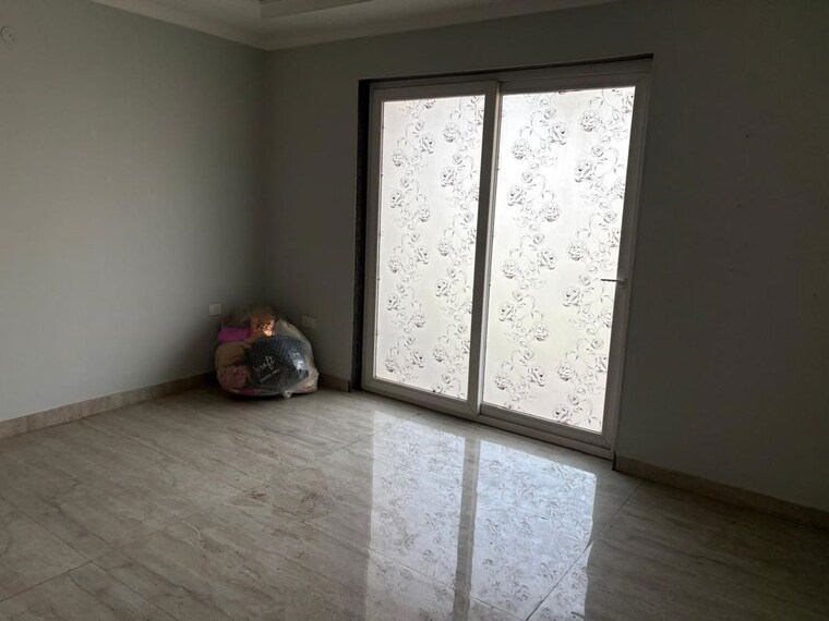 Room, srishti-greenfield-homes 4 Bedroom 3600 Sq.Ft. Builder Floor In Green Fields Colony Faridabad 10195043