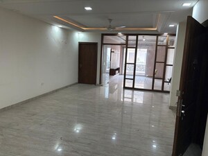 4 BHK Builder Floor For Sale in Srishti Greenfield Homes, Green Fields Colony