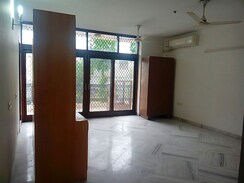 3 BHK + Pooja Room,Servant Room Builder Floor For Rent in Greater Kailash II