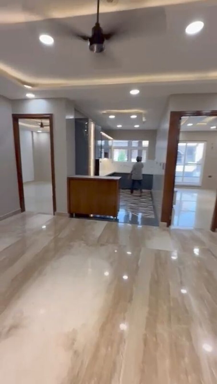 undefined, faridabad central 4 Bedroom 350 Sq.Yd. Builder Floor In Faridabad Central Faridabad 10195145
