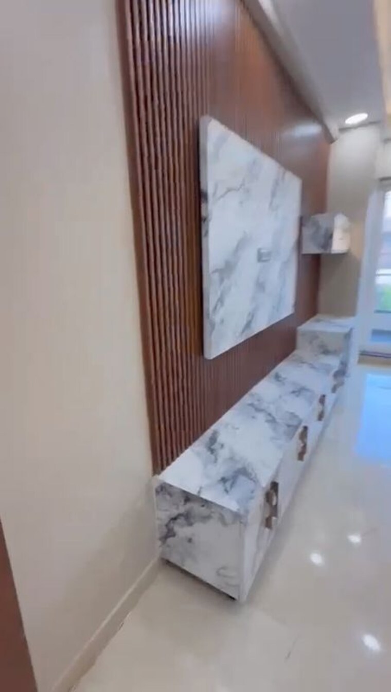 Room, faridabad central 4 Bedroom 350 Sq.Yd. Builder Floor In Faridabad Central Faridabad 10195145