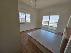 Room in 3 BHK Apartment at HPC Sai Paradise, Baner – for Rent