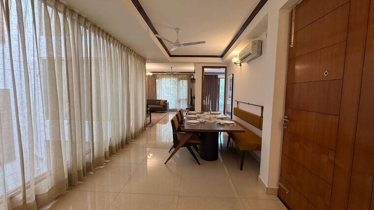 Living Room, chanakyapuri 4 Bedroom 3500 Sq.Ft. Builder Floor In Chanakyapuri Delhi 10195157