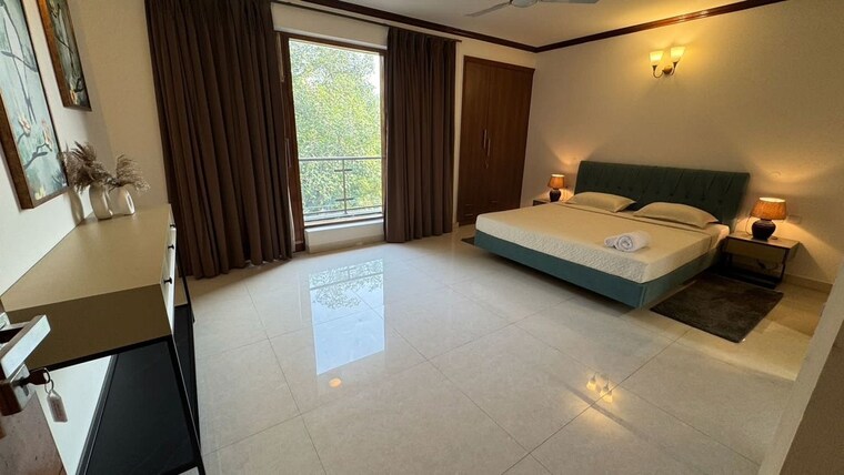 Bedroom, chanakyapuri 4 Bedroom 3500 Sq.Ft. Builder Floor In Chanakyapuri Delhi 10195157