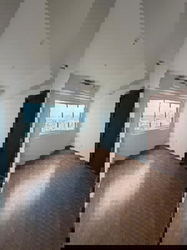 3.5 BHK + Pooja Room,Servant Room 2129 Sq.Ft. Apartment in Godrej Air Sector 85