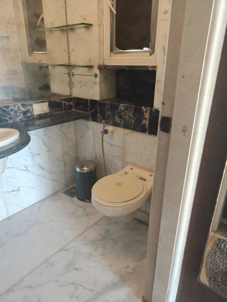 Attached Bathroom, bandra west 3 Bedroom 1700 Sq.Ft. Apartment In Bandra West Mumbai 10195187