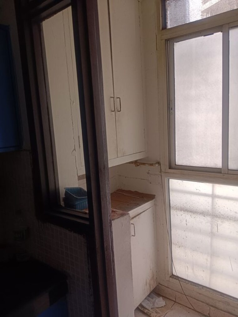 Bathroom, mapsko-krishna-apra-gardens 3 Bedroom 1415 Sq.Ft. Apartment In Vaibhav Khand Ghaziabad 10195207